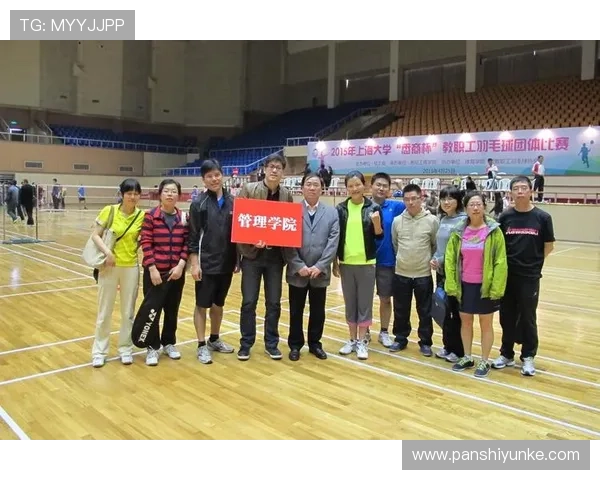 杭州羽毛球队与重庆羽毛球队赛后复盘探讨个人能力的对比与分析 杭州羽毛球队与重庆羽毛球队赛后复盘探讨个人能力的对比与分析